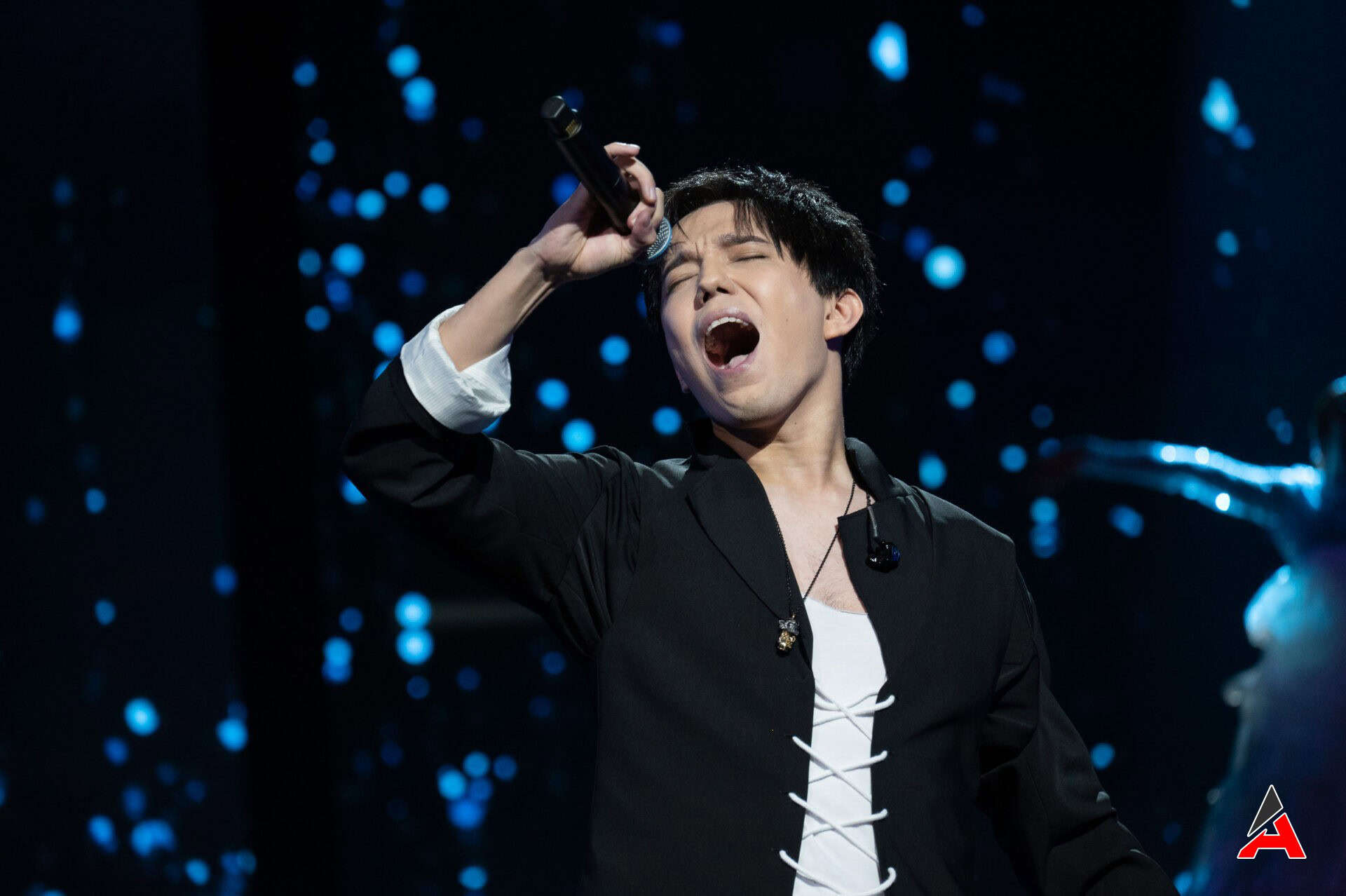 dimash-kudaibergen-konseri-2024-bilet-fiyatlari-kac-tl.jpg