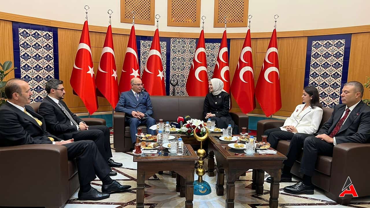 mhp-bayram-diplomasisi.jpg