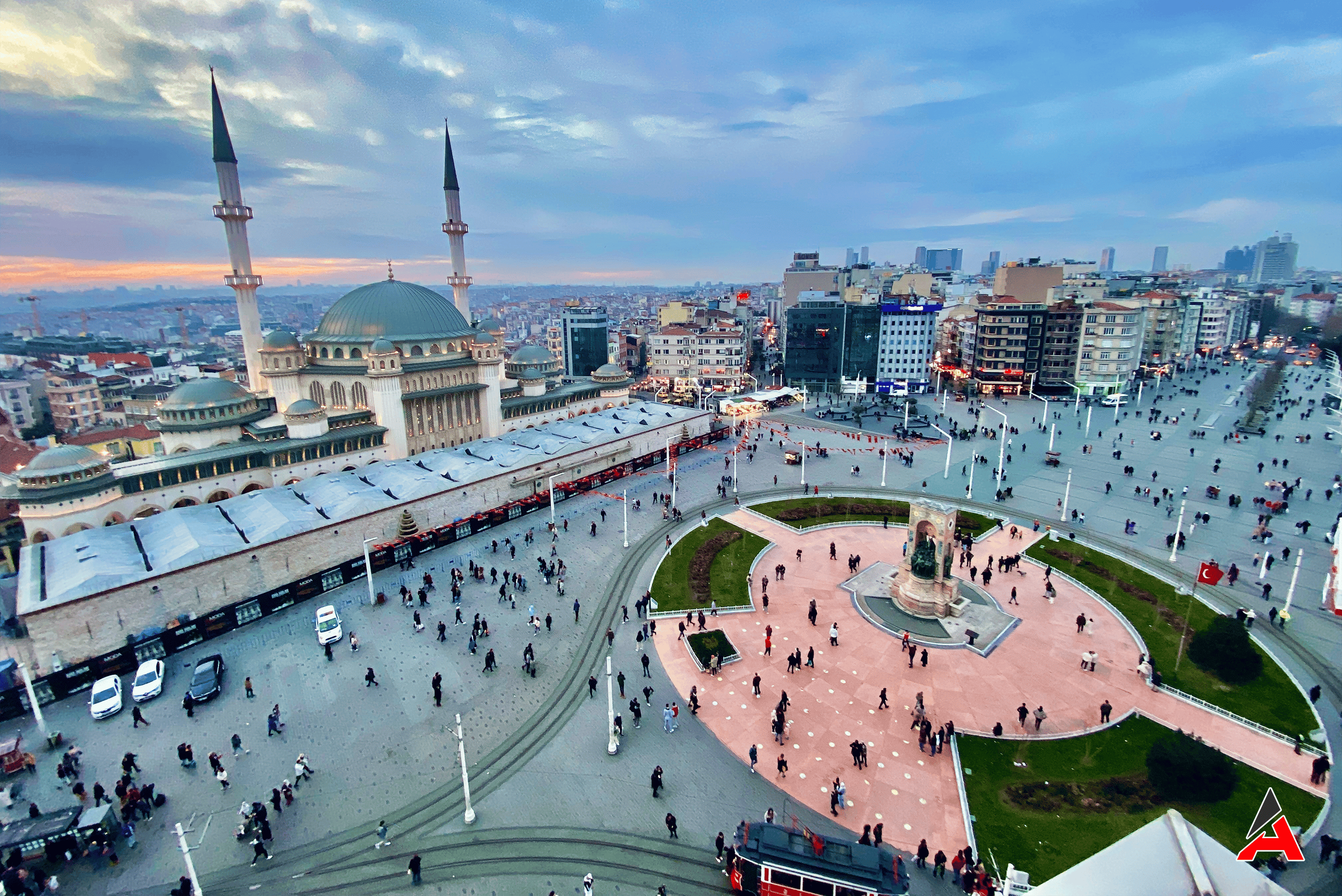 taksim-neden-kapali-2.png